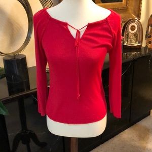 SZ M RED STEWART TOP. SO CUTE